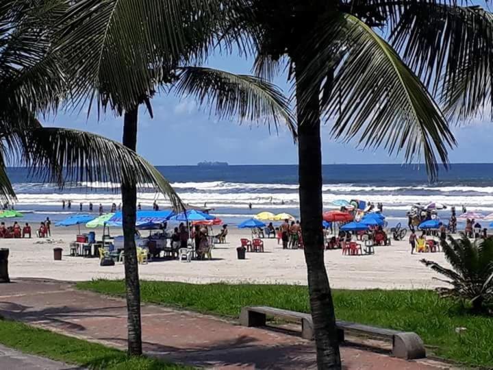Frente Mar Piscina Churrasqueira Wifi Garagem Portaria 24Hs Appartement Solemar Buitenkant foto