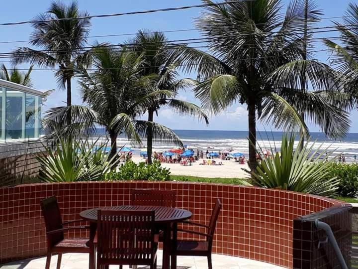 Frente Mar Piscina Churrasqueira Wifi Garagem Portaria 24Hs Appartement Solemar Buitenkant foto